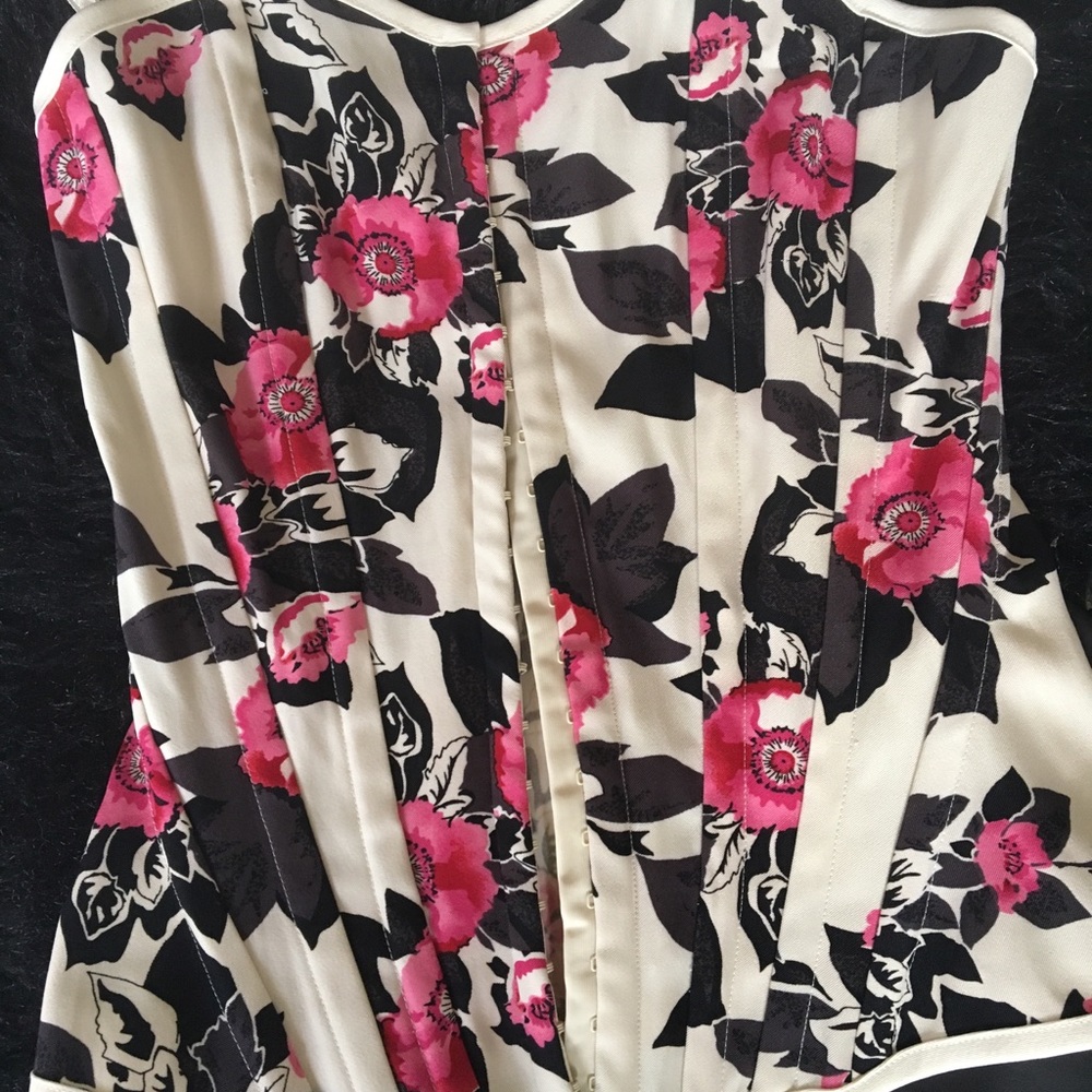 Flower bustier - Picture 3 of 8